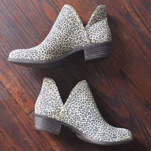 NWOB Lucky Brand Cheetah Print Booties